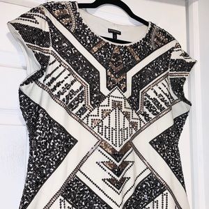 Deco Sequin Embellished Cap Sleeve Sheath Dress